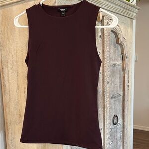 Express Women’s Sleeveless Crewneck Tank - Plum